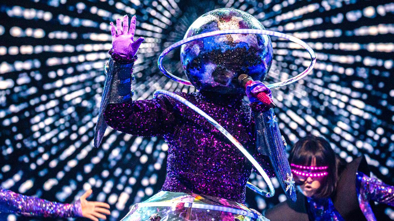 ‘The Masked Singer’-kijkers twijfelen niet meer over Kosmos: «Zo duidelijk!»