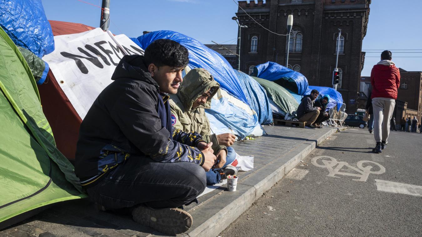 Coördinatie van mensen zonder papieren noemt migratieakkoord «lachwekkend»