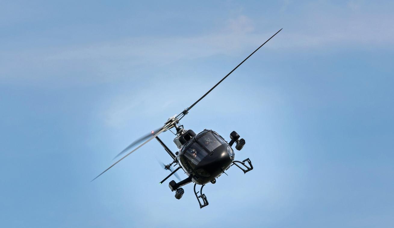 WTF. Man steelt helikopter en crasht
