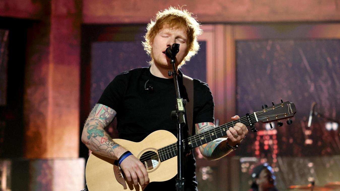 Ed Sheeran brengt nieuwe single ‘Eyes Closed’ uit: “Muziek is mijn therapie”