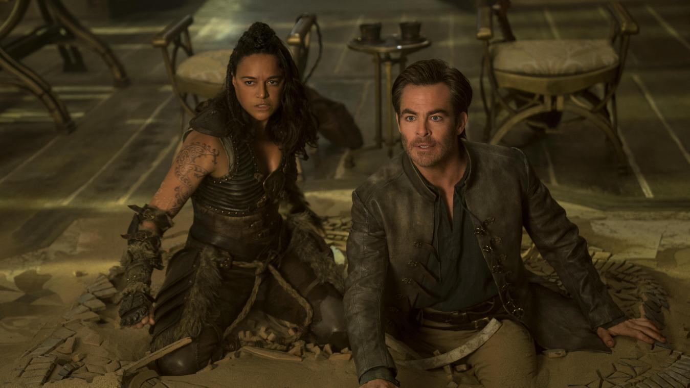 Chris Pine en Hugh Grant over ‘Dungeons en Dragons’: «Nu ik oud en lelijk ben geworden, amuseer ik me veel meer»