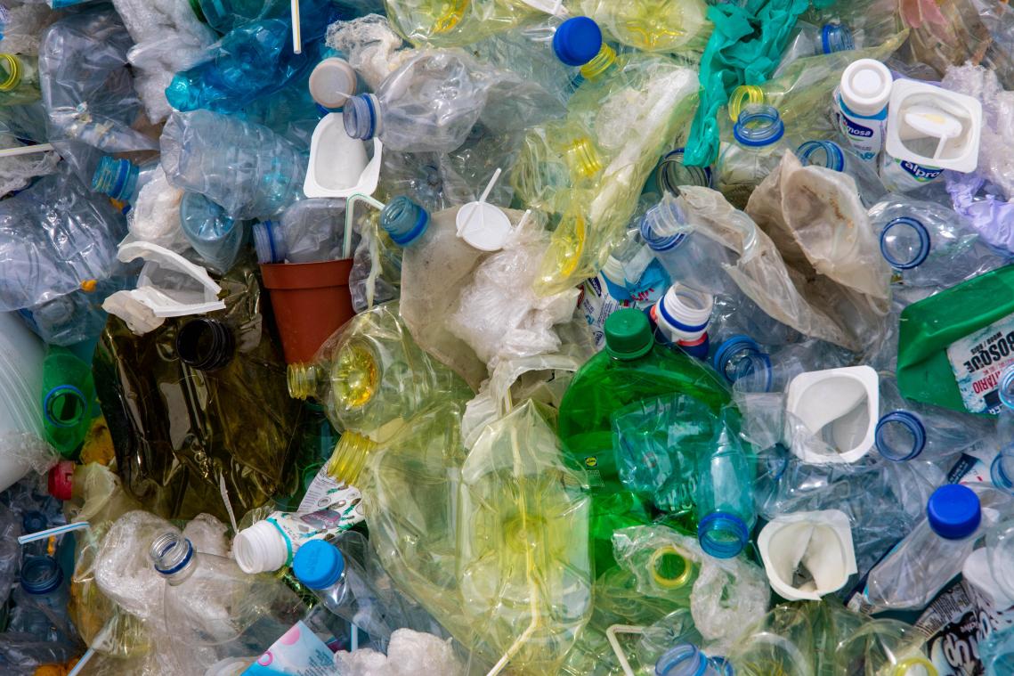 G7 wil tegen 2040 komaf maken met plasticvervuiling
