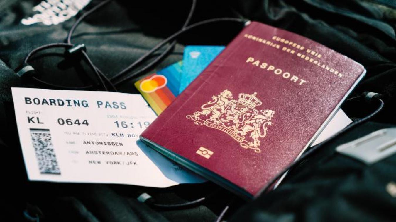 Dit is waarom je je boarding pass en vliegticket best enkel digitaal bewaart