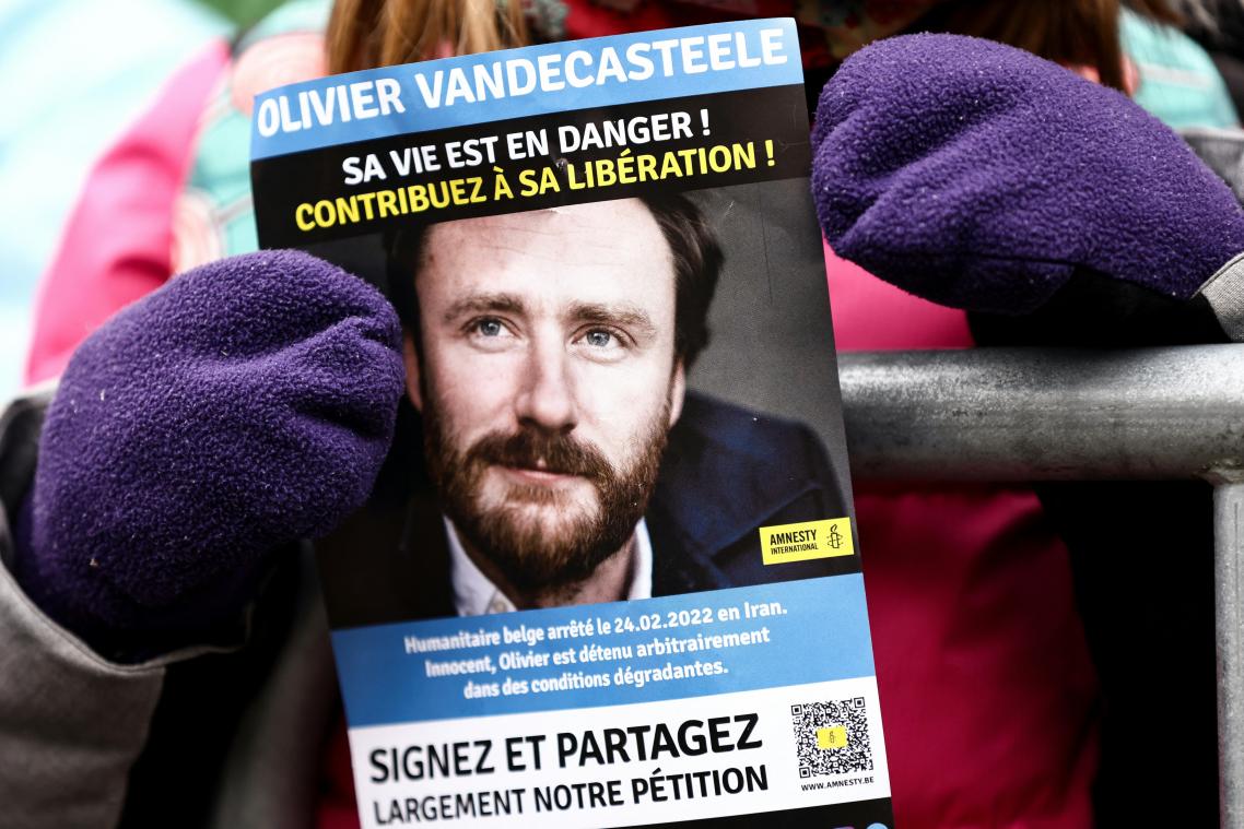 Olivier Vandecasteele is onderweg naar België