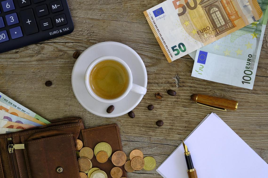 Financiële sector werft massaal aan, ondanks tekort aan arbeidskrachten in algemene economie