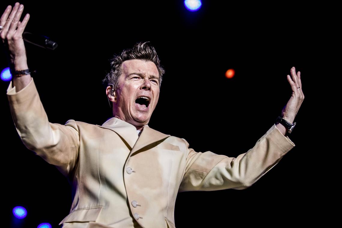 ‘Never Gonna Give You Up’-zanger Rick Astley komt volgend jaar naar België! (video)