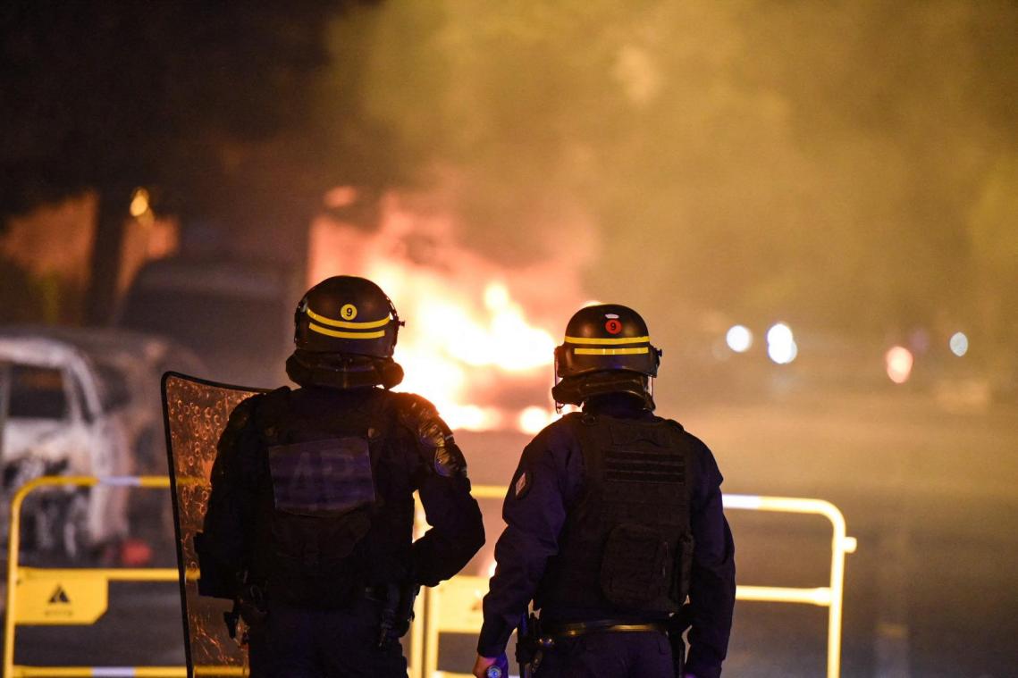 Dood van Nahel: wanneer mag een politieagent schieten tijdens een interventie?