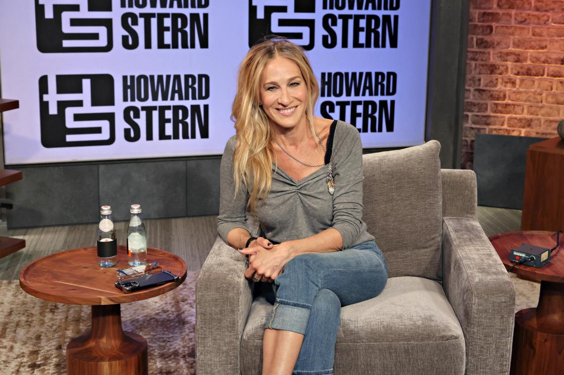 Sarah Jessica Parker openhartig over haar lichaam: «Ik kijk niet zo graag naar mezelf»