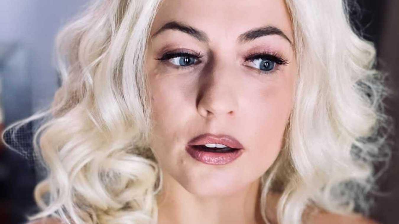 Frances Lefebure krijgt waarschuwing van Instagram: «Naaktbeelden mogelijk in strijd met regelgeving» (foto)