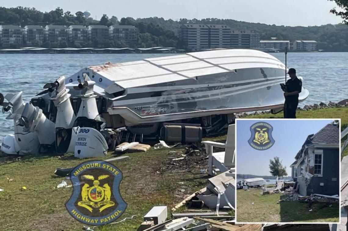 WTF. Boot crasht tegen huis, bestuurder blijkt dronken (video)