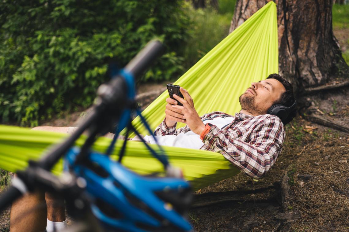 Dit zijn de 5 beste podcasts om te beluisteren tijdens je vakantie