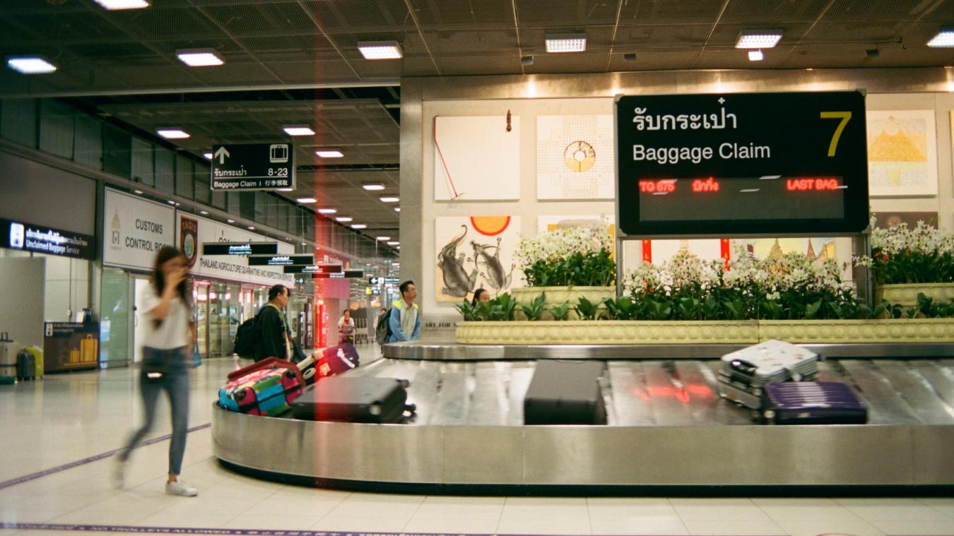 Sneller je koffers terug op de luchthaven? Probeer deze handige tips!