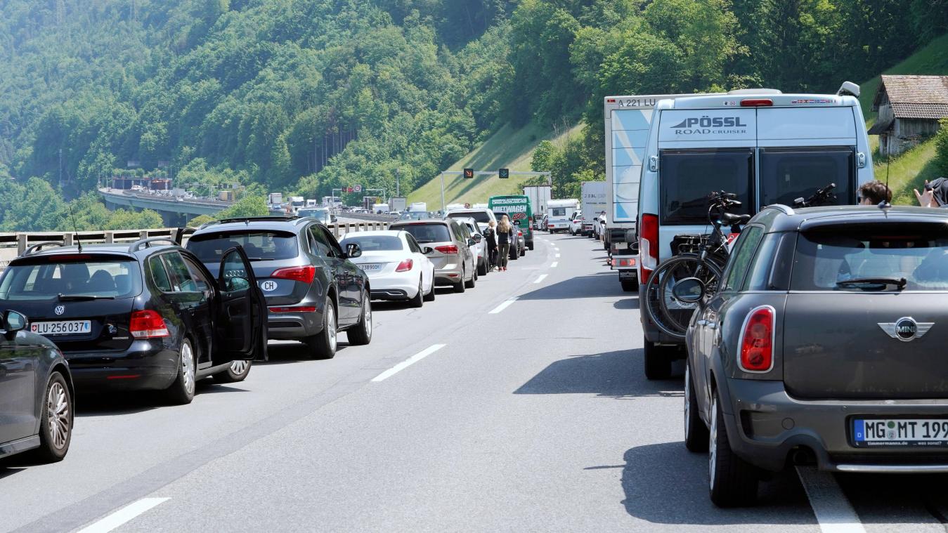 Opnieuw zwart fileweekend richting zuiden op komst