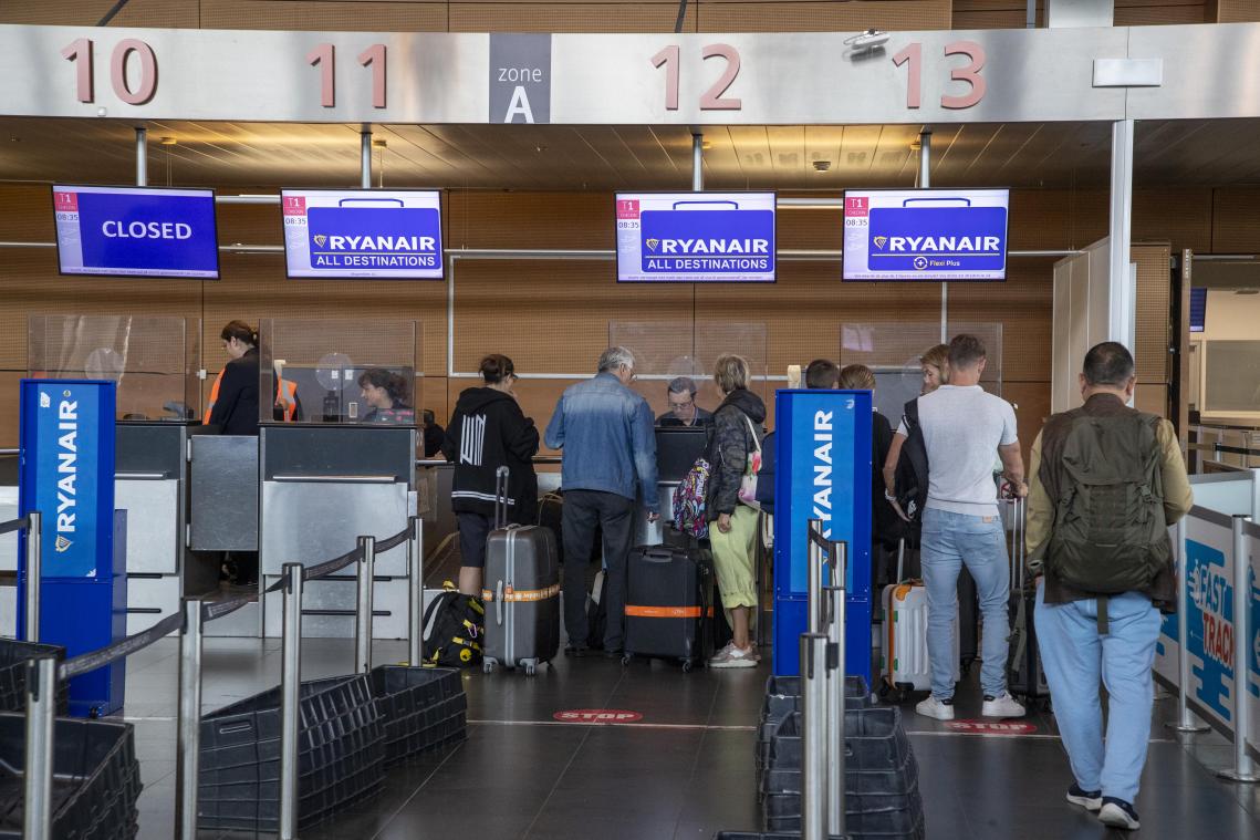 Bejaard koppel moet 110 pond betalen aan Ryanair nadat ze verkeerde vliegtickets downloadden: «Beschamend»