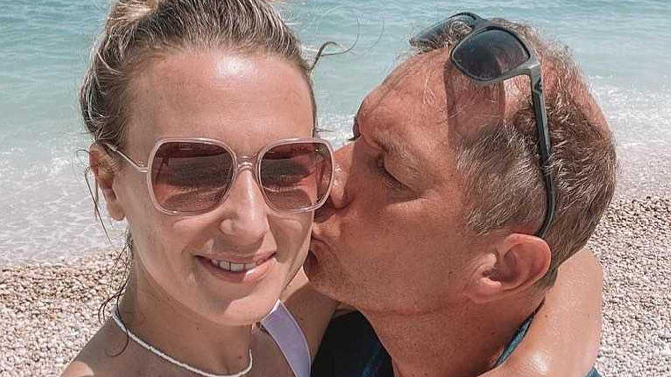 Zwangere vriendin van Karl Vannieuwkerke poseert in bikini: «Mooi buikje!» (foto)