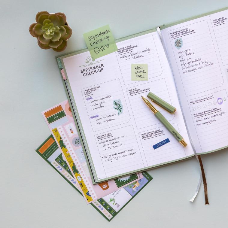 Een ode aan de papieren planner: Hoe hou je het overzicht in alle drukte?