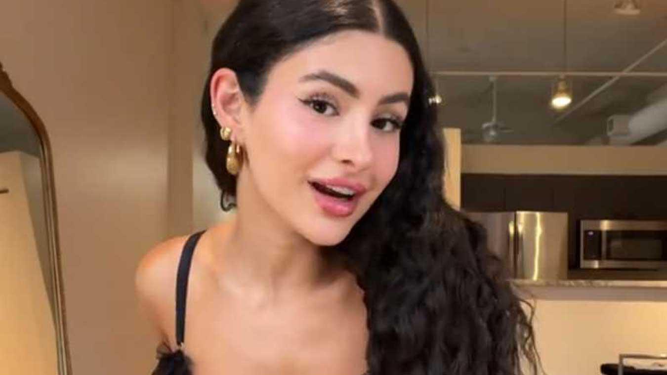 Fashionista zorgt met galajurk voor verbazing: «Waar is de rest van de outfit?!»
