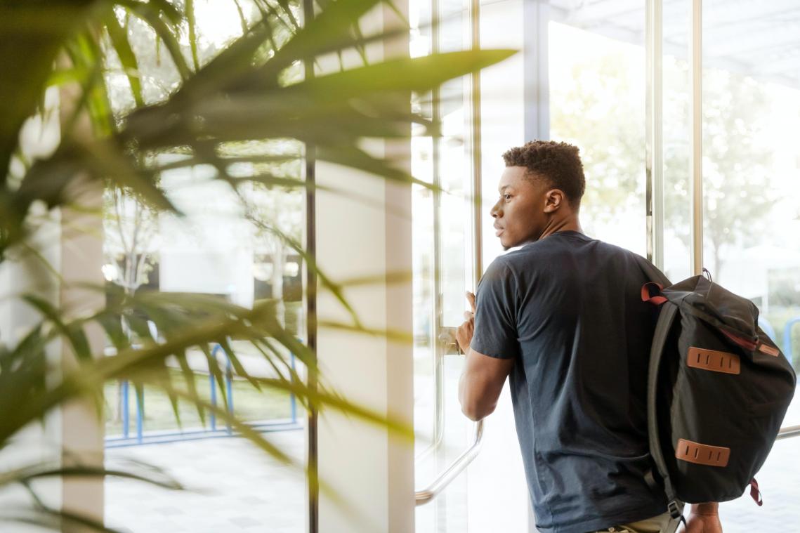 Proefproject moet Gentse secundaire scholen helpen kosten voor leerlingen te verlagen