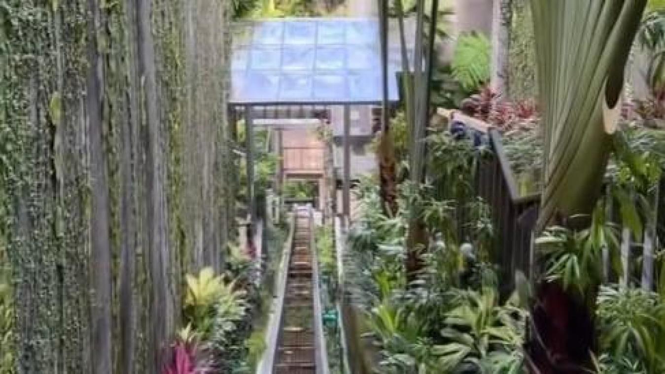 Vijf doden nadat kabel van glazen lift breekt in populair resort in Bali