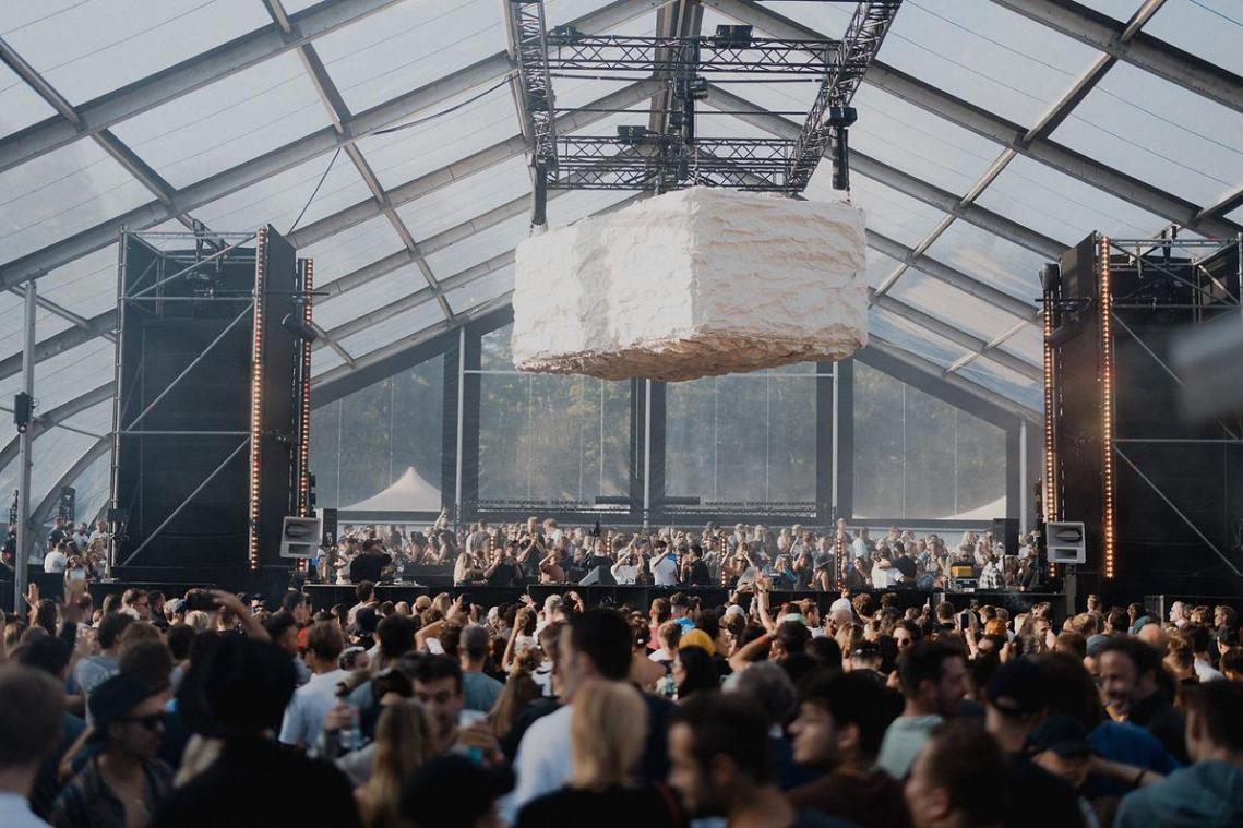 Zonnige beats op Voodoo Village zwaaien festivalzomer uit