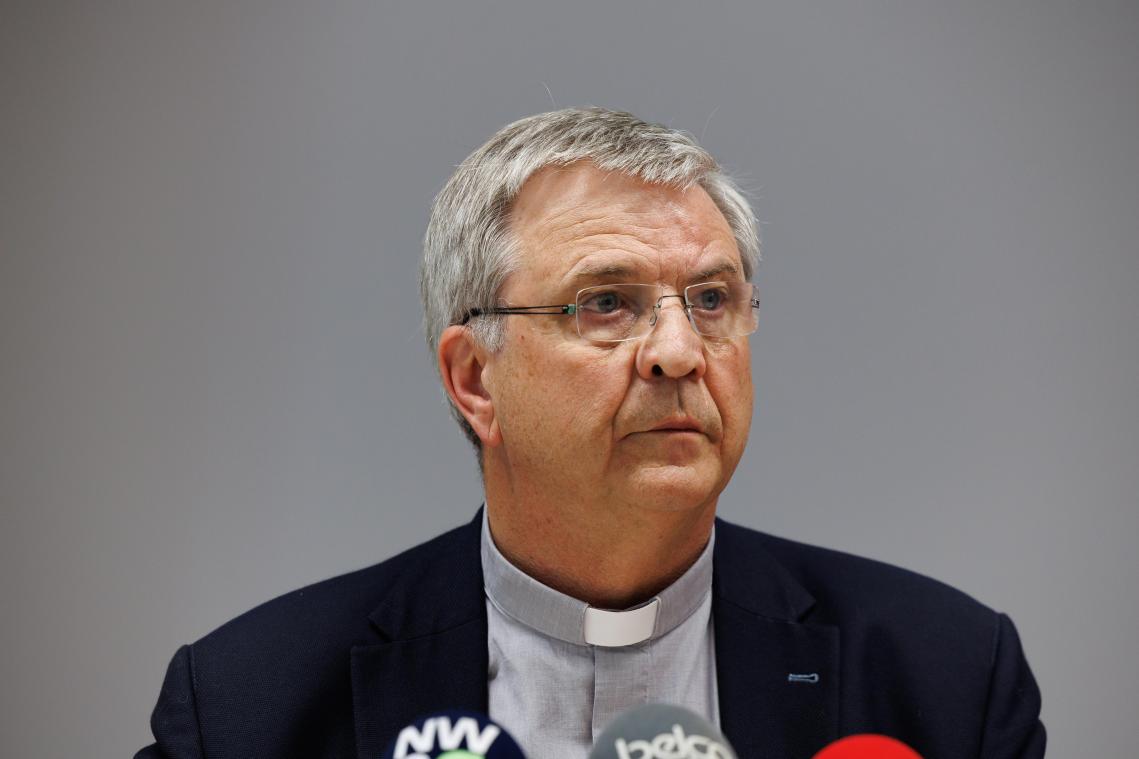 Antwerpse bisschop Johan Bonny reageert op VRT-reeks ‘Godvergeten’: «Kerk probeert al jaren te luisteren»