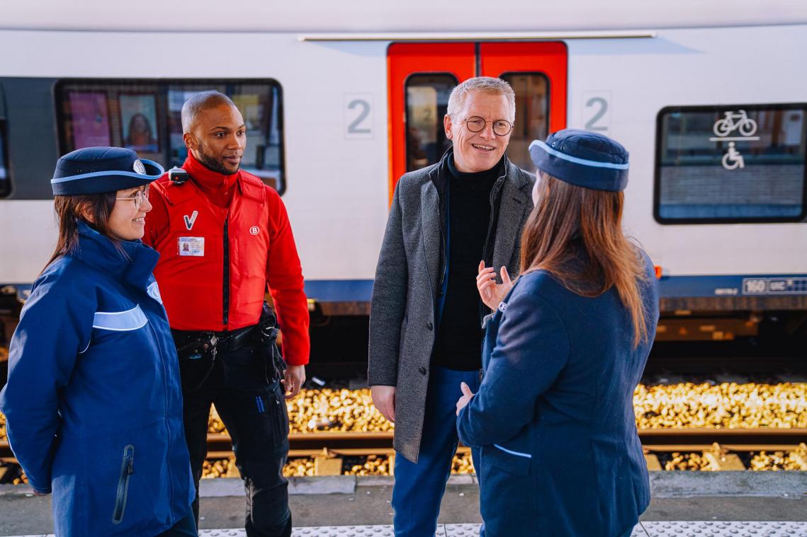 Georges Gilkinet (Ecolo)over toekomst NMBS: «De komende drie jaar zullen er geen stations verdwijnen»