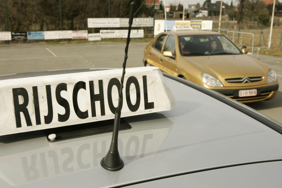 Vier tips om zonder stress aan je rijexamen te beginnen