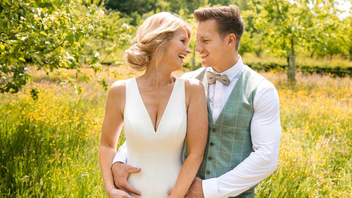 Brecht uit ‘Blind Getrouwd’ aangenaam verrast door Jolien in bikini: «Ik was even afgeleid» (foto)
