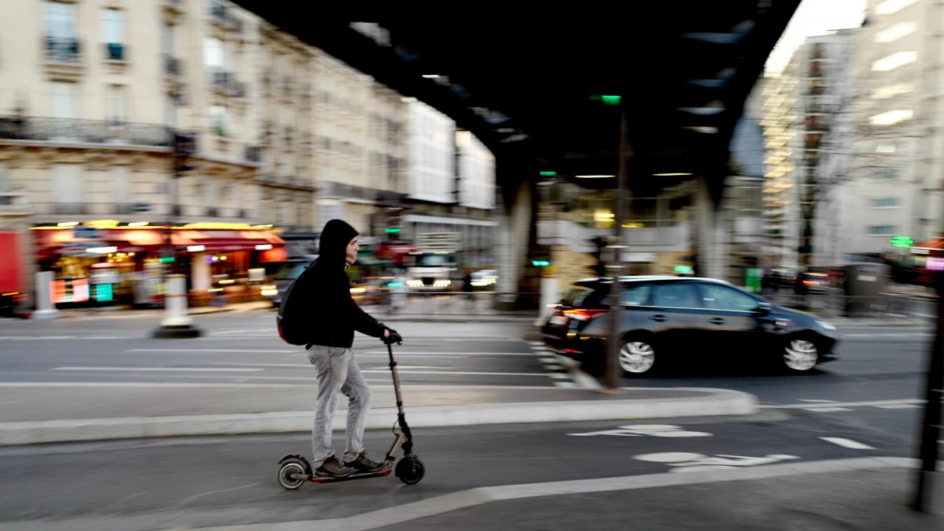 Politie onderschept elektrische step die 99 km/u haalt