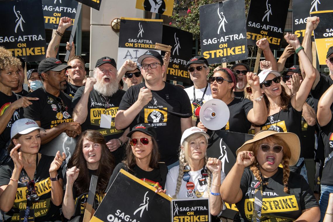 Acteurs in Hollywood staken verder: overleg met filmstudio’s opgeschort