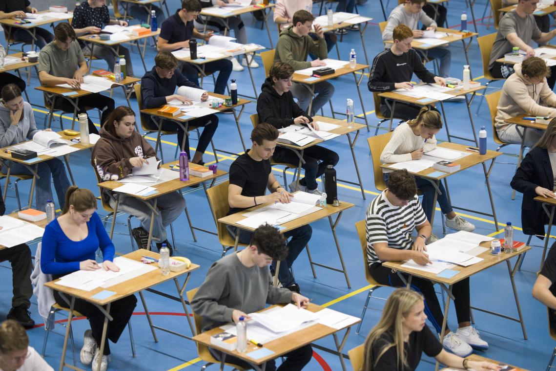 Steeds meer anderstaligen willen Nederlands leren
