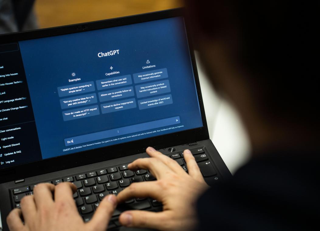 Gebruiken AI-systemen straks net zoveel energie als een heel land? «De meeste mensen hebben niet door hoeveel energie kunstmatige intelligentie verbruikt»