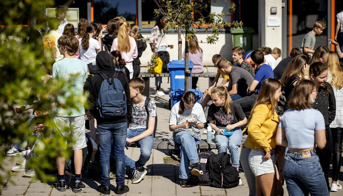 Vlaamse leerlingen boeren sterk achteruit in leesvaardigheid, wiskunde en wetenschappen