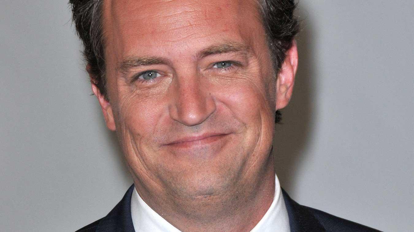 Ex-vriendin van Matthew Perry heeft vragen bij zijn overlijden: «Er zijn veel dingen die voor mij niet kloppen»