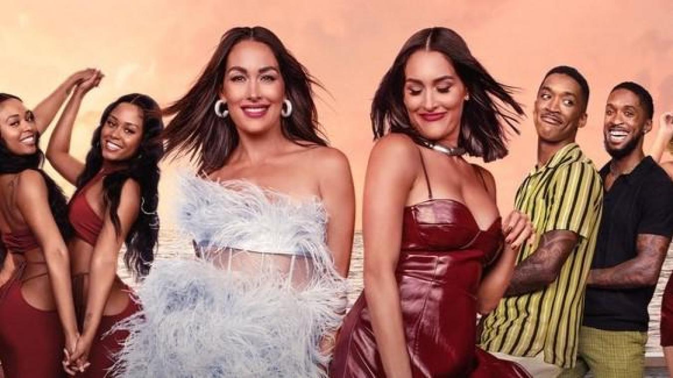 Nieuwe datingshow ‘Twin Love’ laat identieke tweelingen met elkaar daten