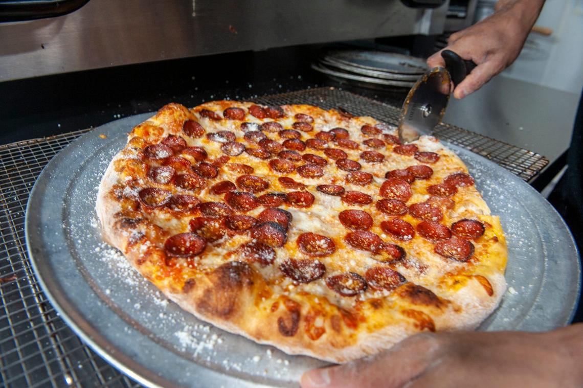Pizzabakker deelt truc waarmee hij stiekem pizza van zijn klanten steelt