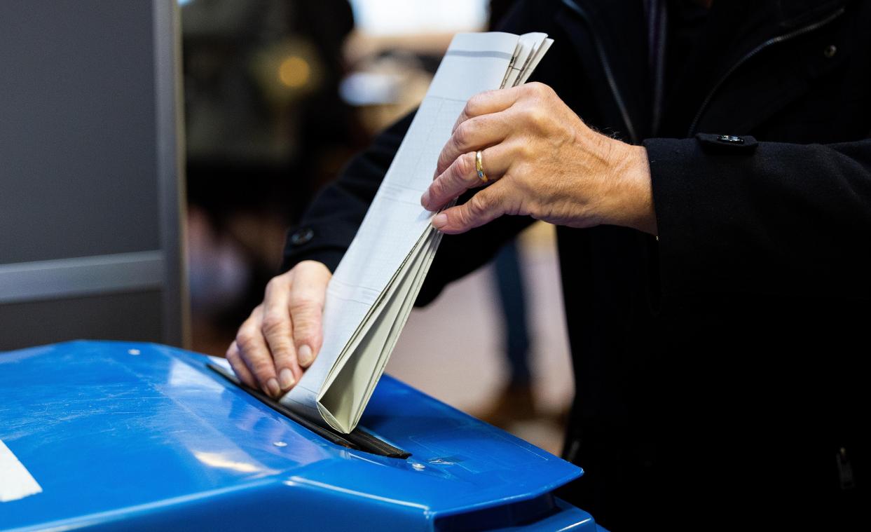 Stembureaus in Nederland vandaag geopend voor spannende parlementsverkiezingen