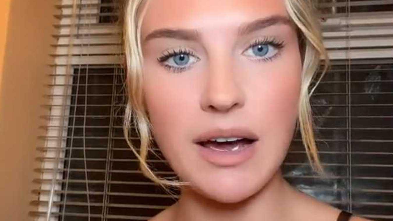 Vrouw wil zonder ondergoed gaan fitnessen, maar beseft dan dat haar jumpsuit een opening heeft: «Waar was de waarschuwing?!»