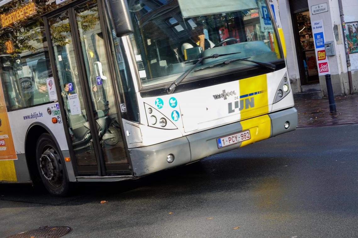De Lijn investeert in laadpunten voor bussen