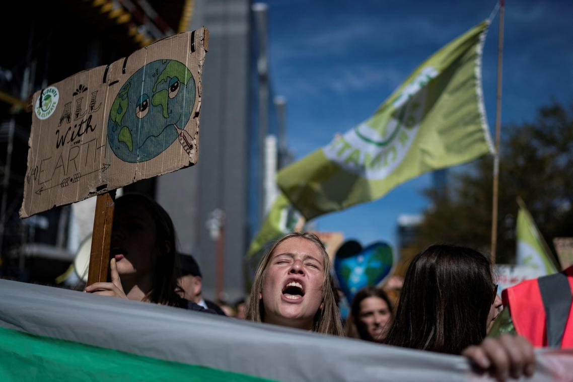 Belgische staat veroordeeld voor ontoereikend klimaatbeleid: «Baanbrekend vonnis»