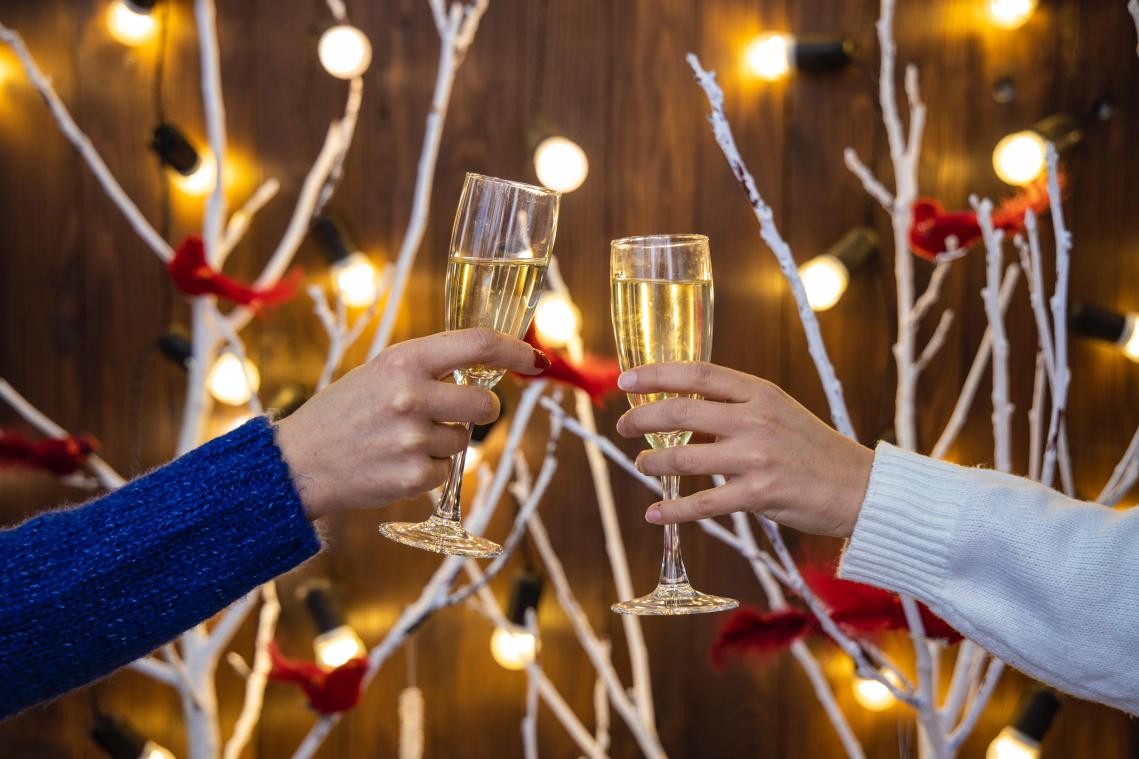 7 tips om de kerstmagie naar kantoor te brengen