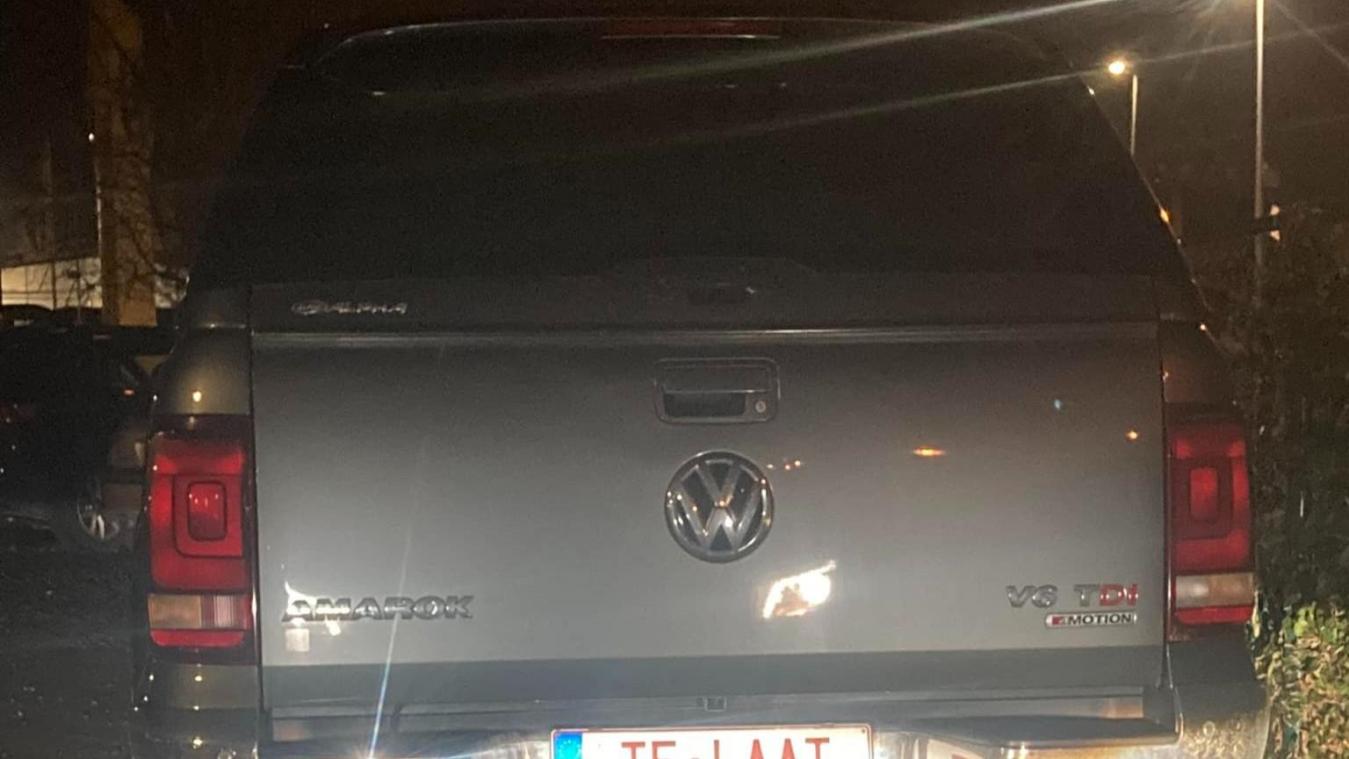 Deze grappige nummerplaat willen we bijna zelf aanschaffen: «Zo herkenbaar!»