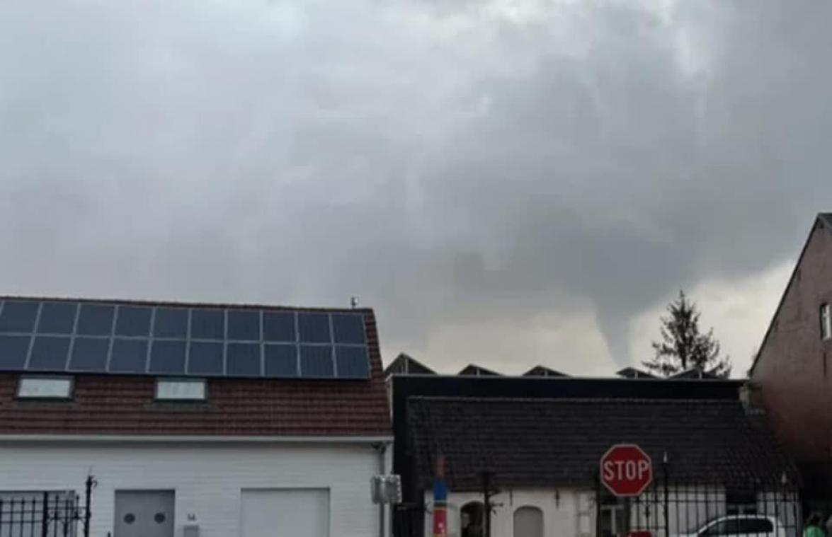Ravage na windhoos in Sint-Katelijne-Waver en Putte: «Ik dacht dat ik doodging» (video)