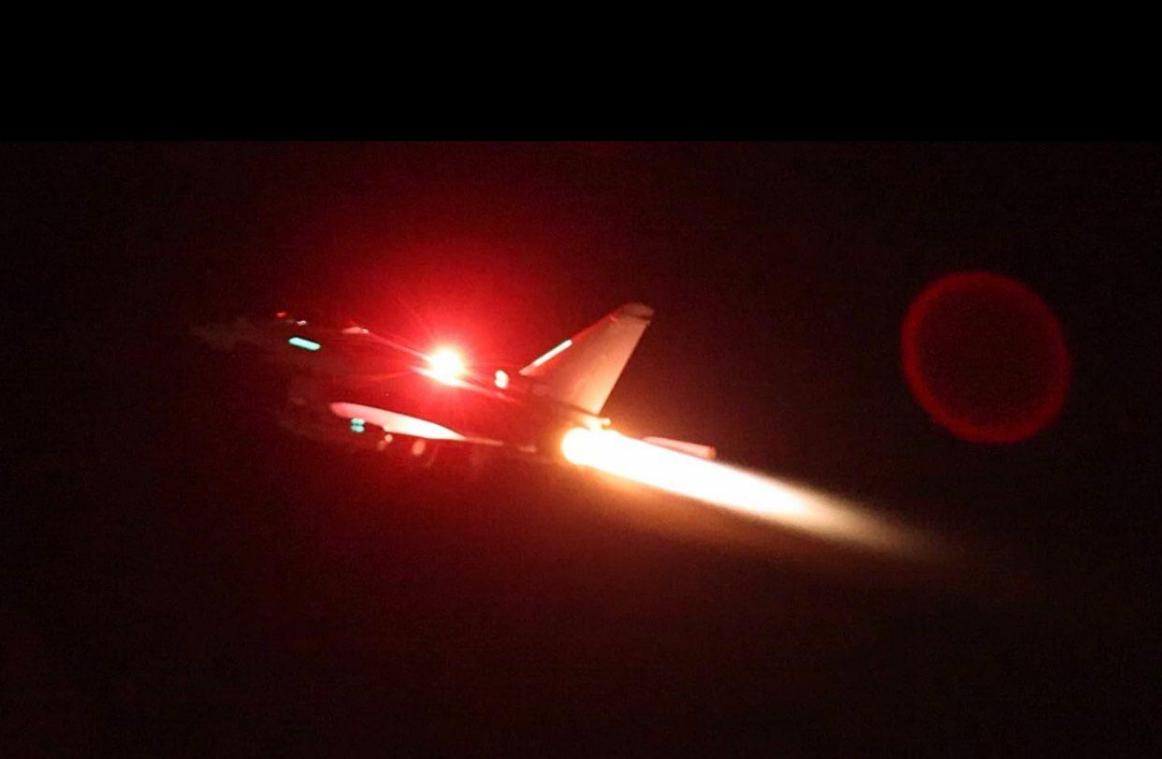VS en VK bombarderen doelen Houthi’s in Jemen: rebellen zweren wraak