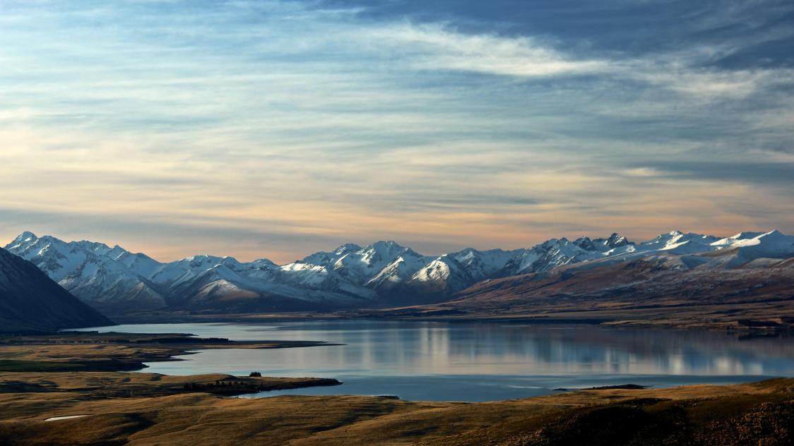 tobias-keller-73F4pKoUkM0-unsplash