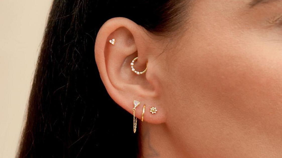 Dotted Diamond Clicker Earring