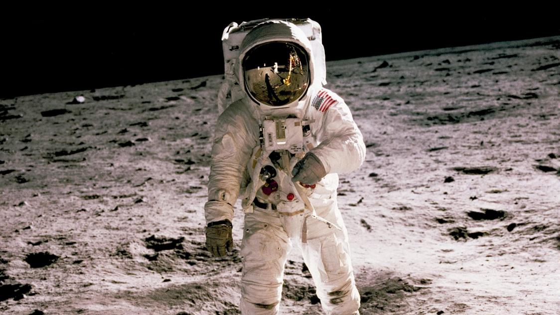 history-in-hd-e5eDHbmHprg-unsplash