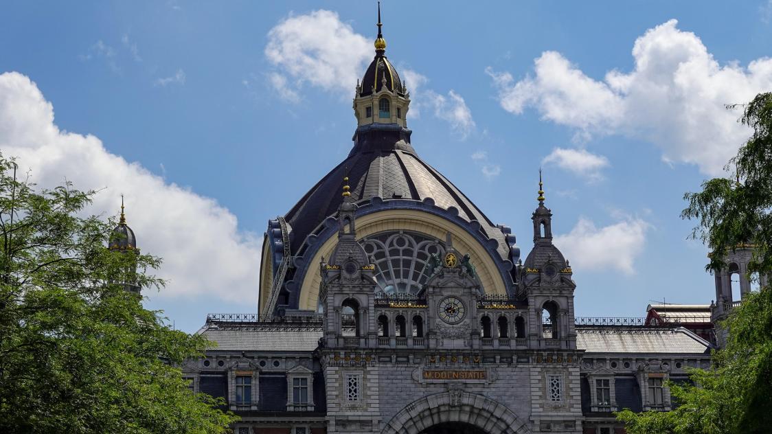 pexels-magda-ehlers-12787859