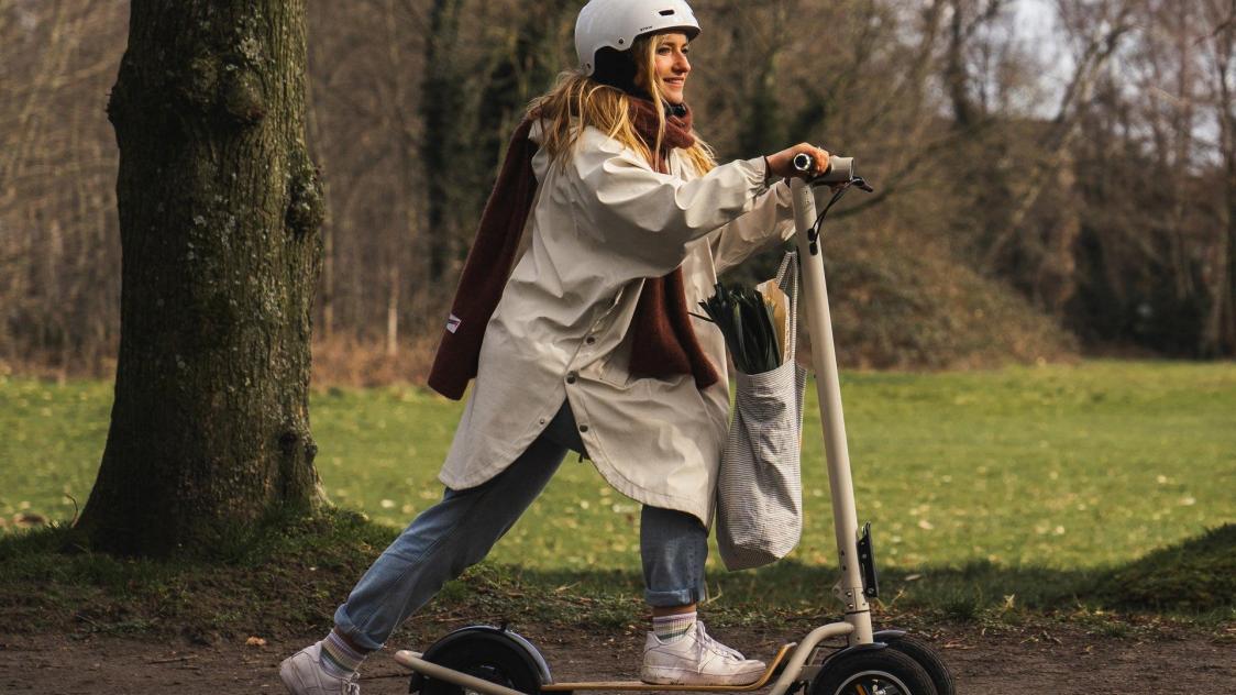 Commute-girl_12_copy