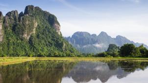 bckfwd-r4l_VwRHDY4-unsplash